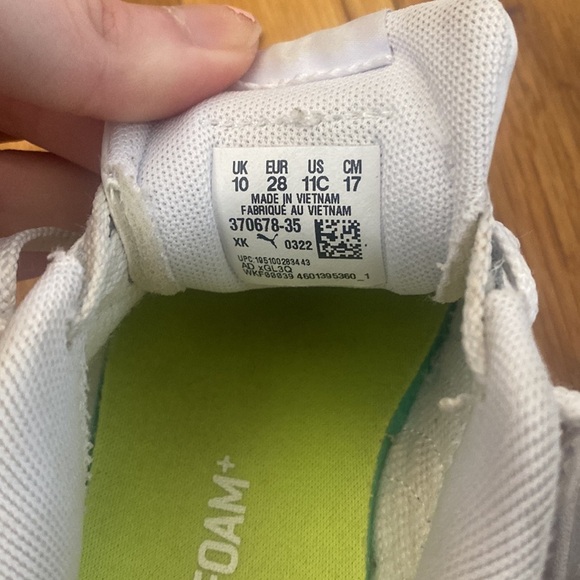 Puma Children’s White Sneakers Size 10 - Picture 7 of 8